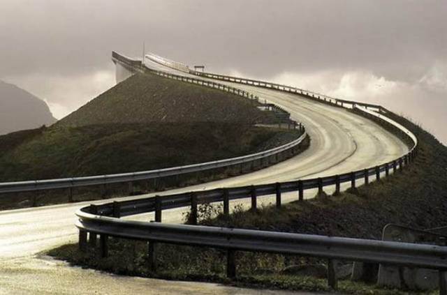 pics Atlantic Ocean Road Bridge To Nowhere