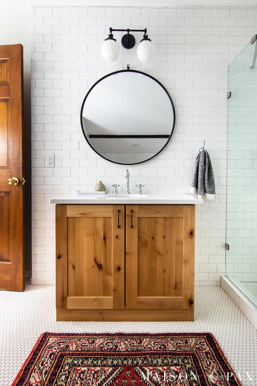 Featured image of post Black White And Natural Wood Bathroom