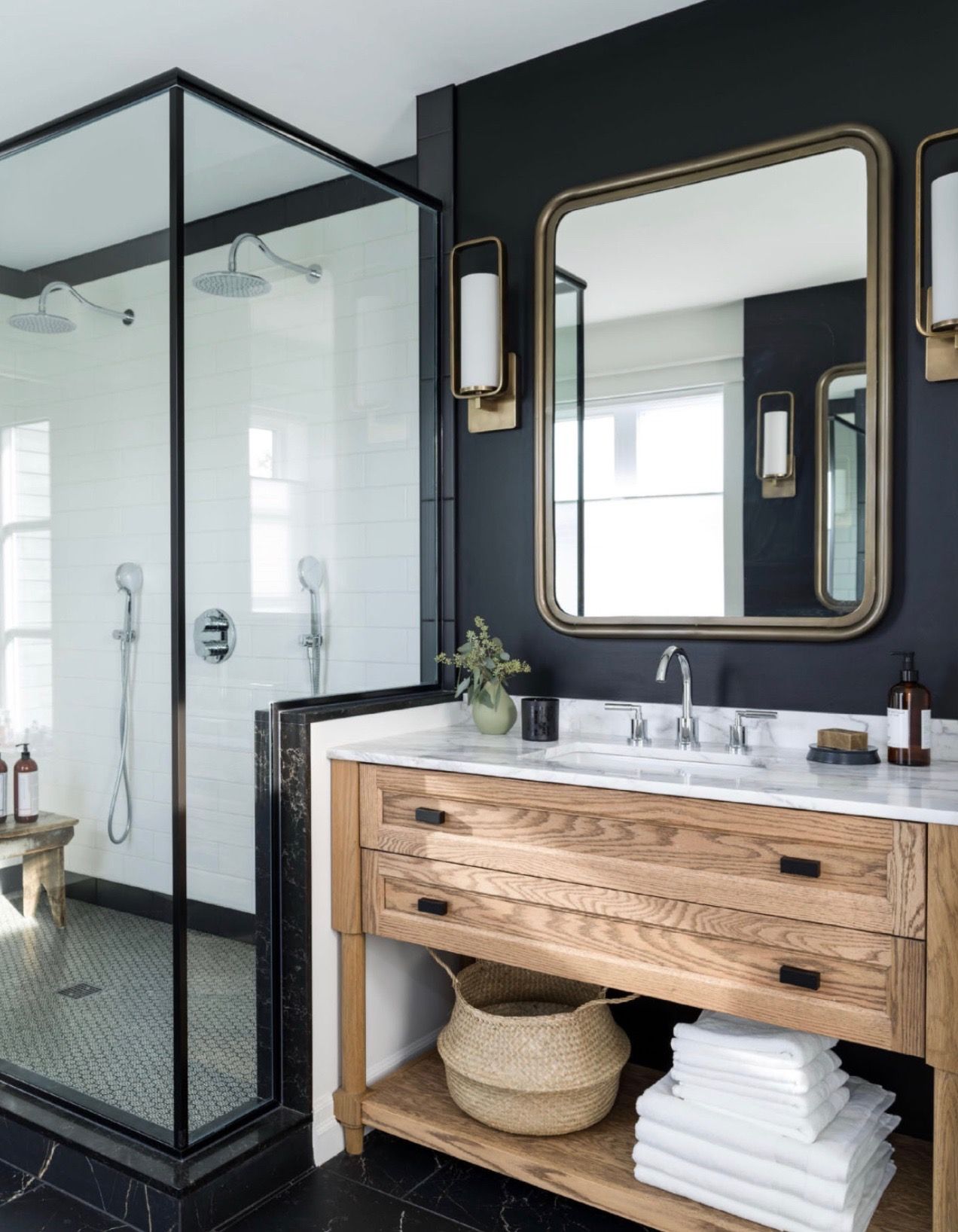 pix Black White And Natural Wood Bathroom