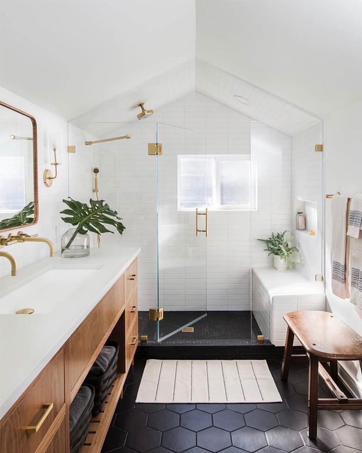 pic Black White And Natural Wood Bathroom