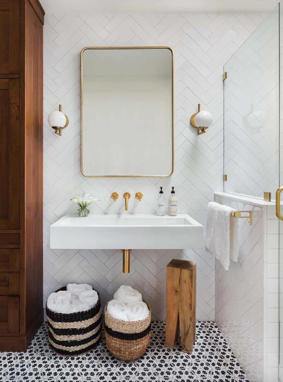 picture Black White And Natural Wood Bathroom