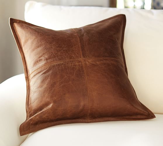 photo Cognac Leather Pillow