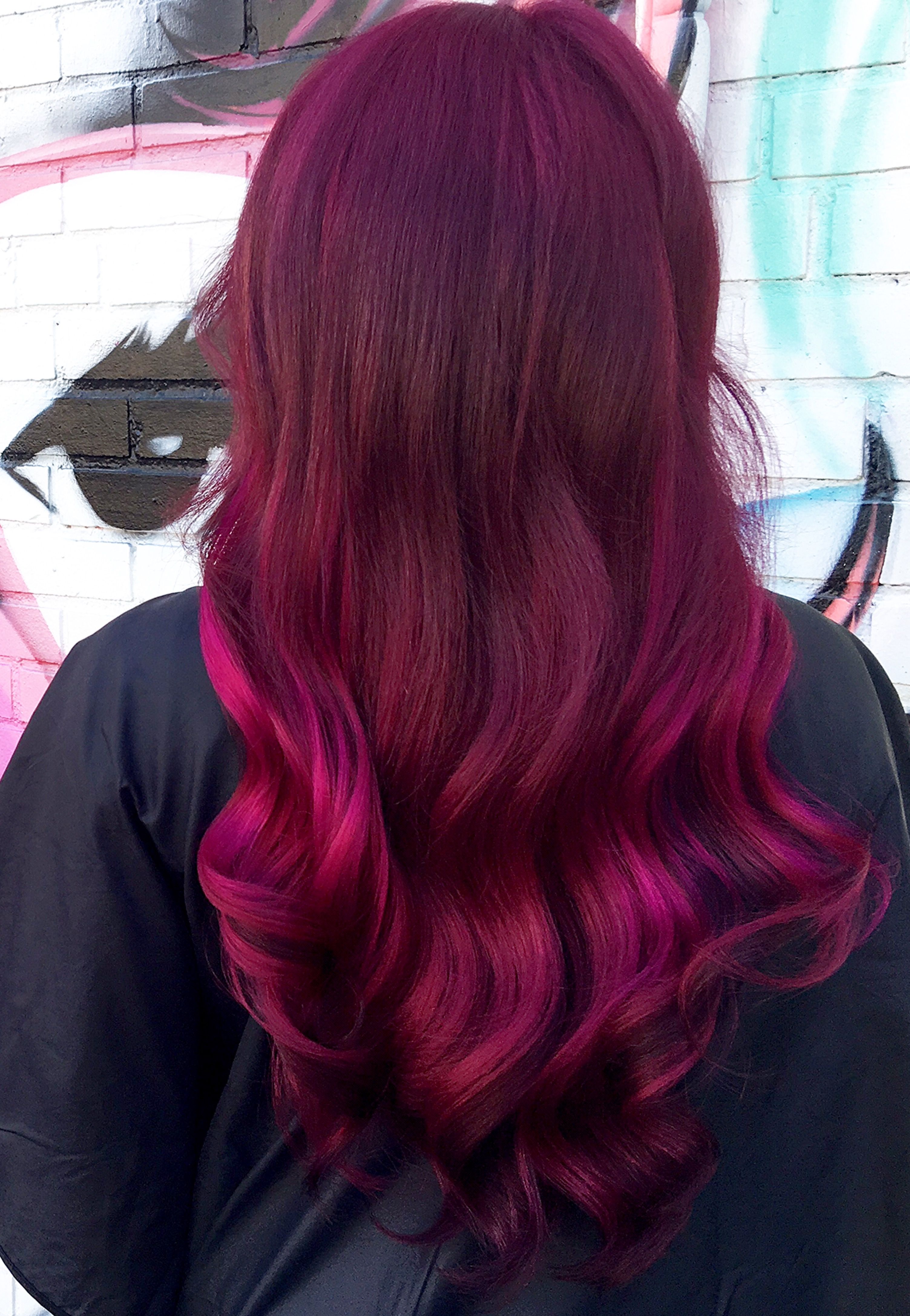 photo Raspberry Pink Dark Pink Hair