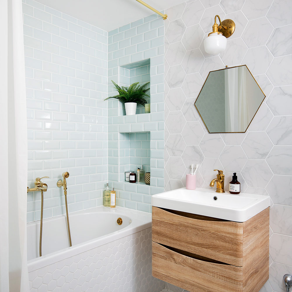 Featured image of post Small Bathroom Cool Bathroom Decor