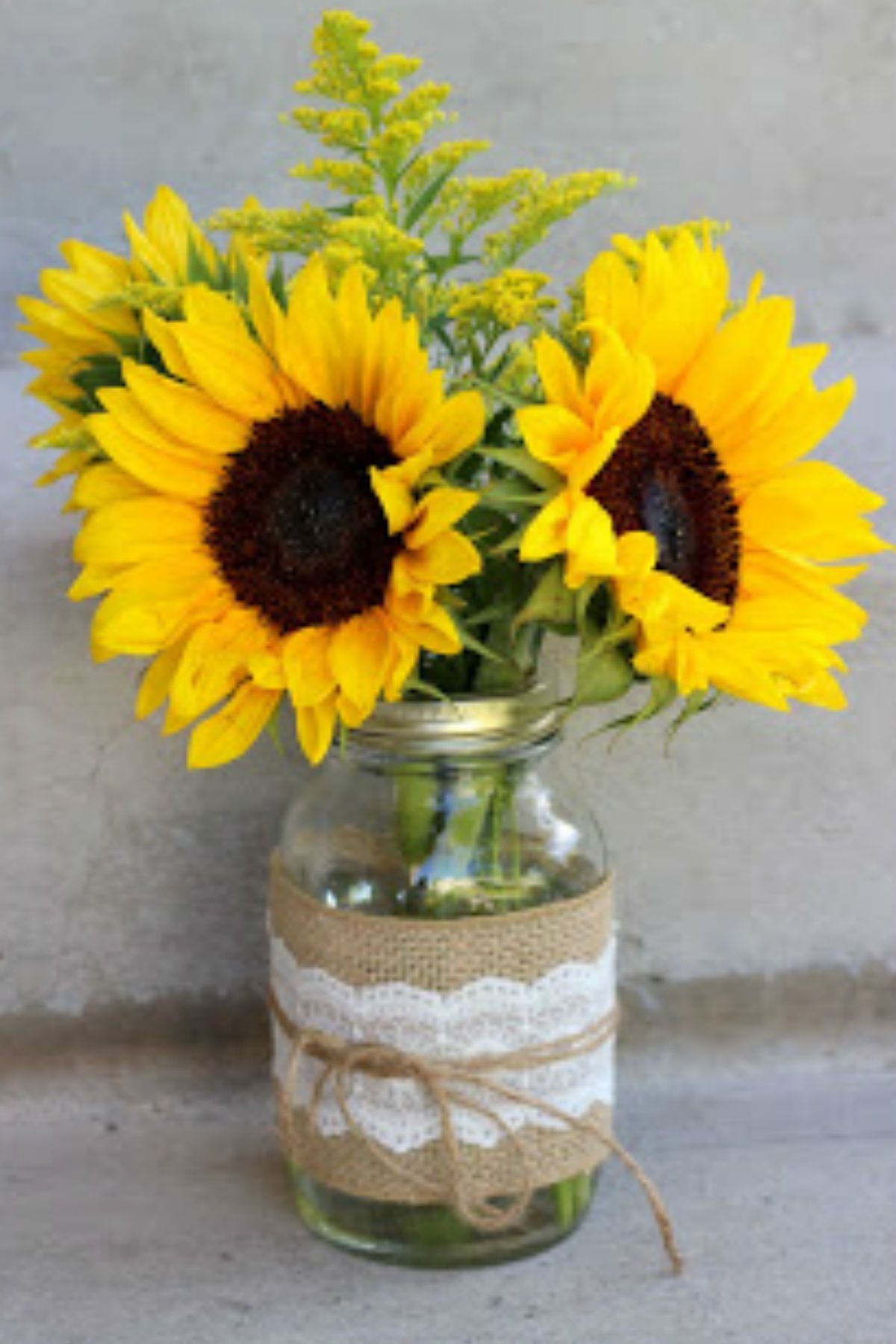 pic Sunflower Mason Jar Bouquet